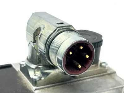 IN1408209 | Knapp  Servomotor BL 95UMB300 MVQ03-DCM2 095U2B300CACAA100190 - New Other