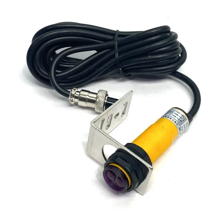 Used HUCHDO DIFFUSE PHOTOELECTRIC SENSOR NPN 7-50CM RANGE E3F-DS50CA Photoelectric Sensors | Maverick Industrial Sales #1098754