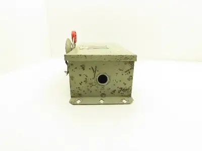 Cutler-Hammer Heavy Duty Safety Switch Enclosure 60A 600V 3Ph Nema 12