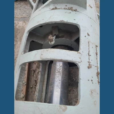 USED GREEY MIXING EQUIPMENT 4-VS-100