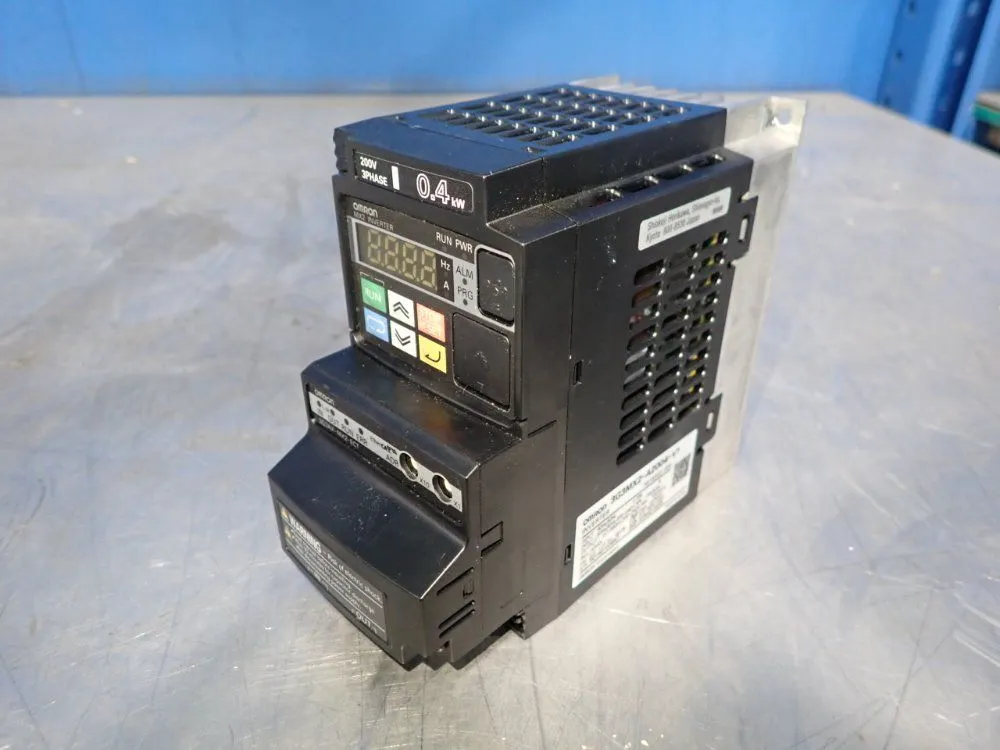 USED OMRON 3G3MX2A2004V1