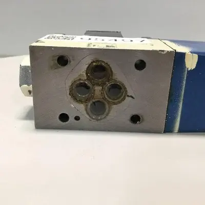 USED VICKERS DG4V32AMP7H750