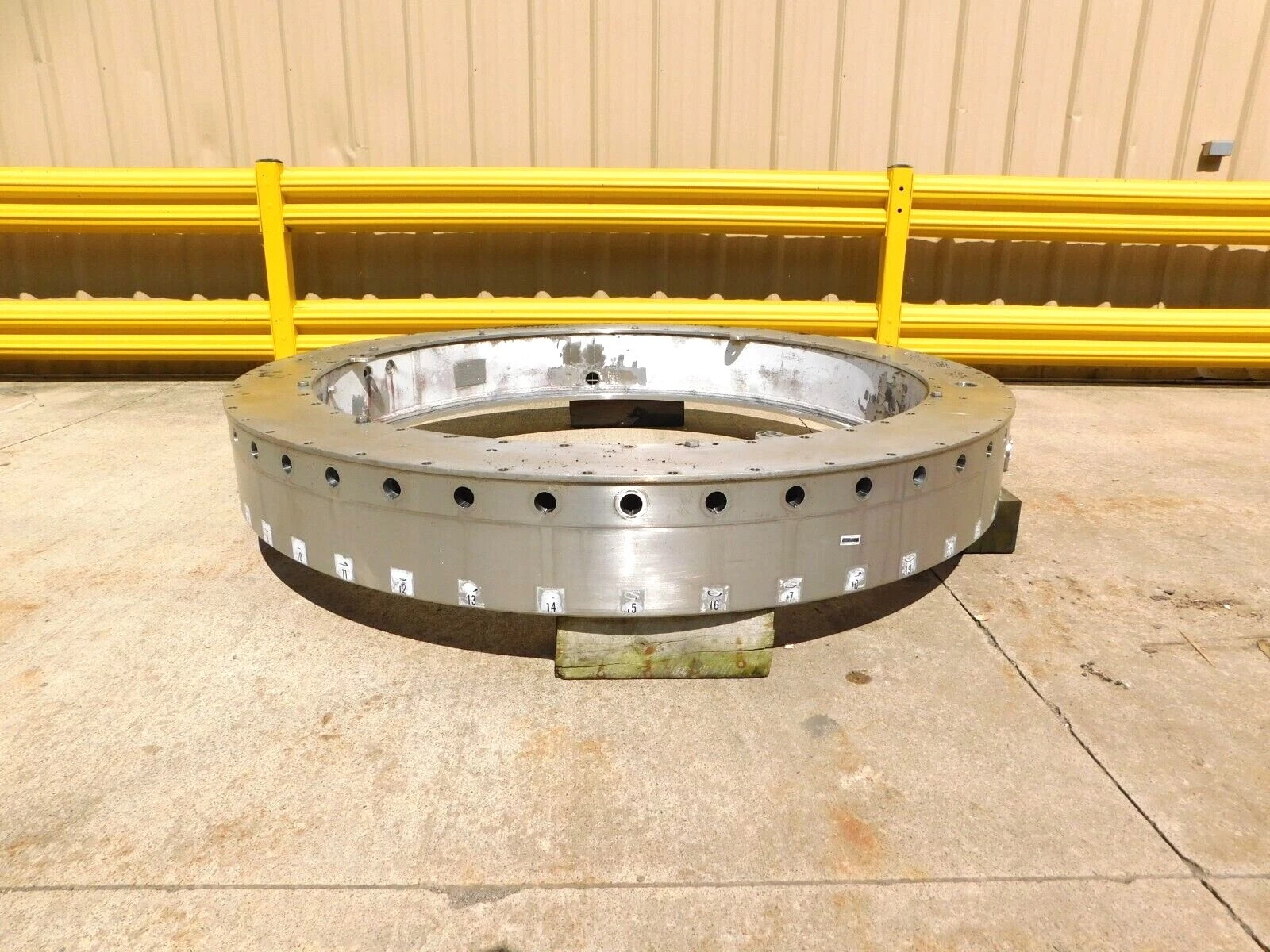 Used CROWN CORK AND SEAL Does Not Apply Pressure Vessels Ohio US | Equipment Recovery Corp. #1331450