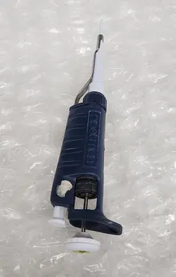 USED PIPETMAN P20