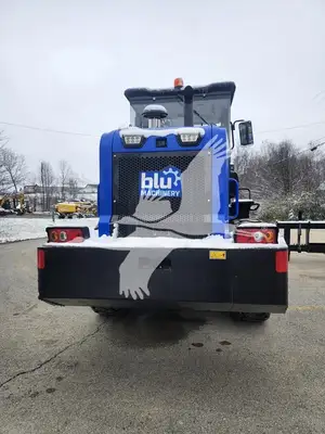 USED 2026 BLU W935