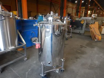 USED STOUT 100 GALLON