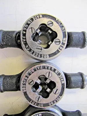 Used TOLEDO 101 Taps & Dies California US | Bay Line Tool #1316341
