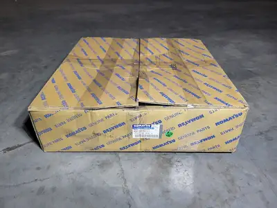 NEW KOMATSU 425-33-00111
