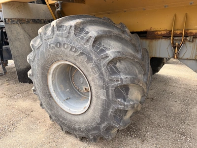 Used 2012 TERRA GATOR TG 7300 Dry Spreaders Michigan US | Miedema Asset Management Group #1293911