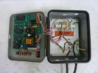 USED UNA-DYN CONTROLLER461
