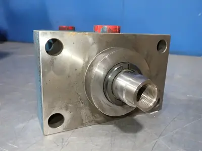 USED VICKERS TZ096H2N5KG03800