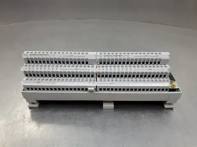 USED Allen-Bradley 1492-AIFM16-F-5 Ser A Analog Interface Module