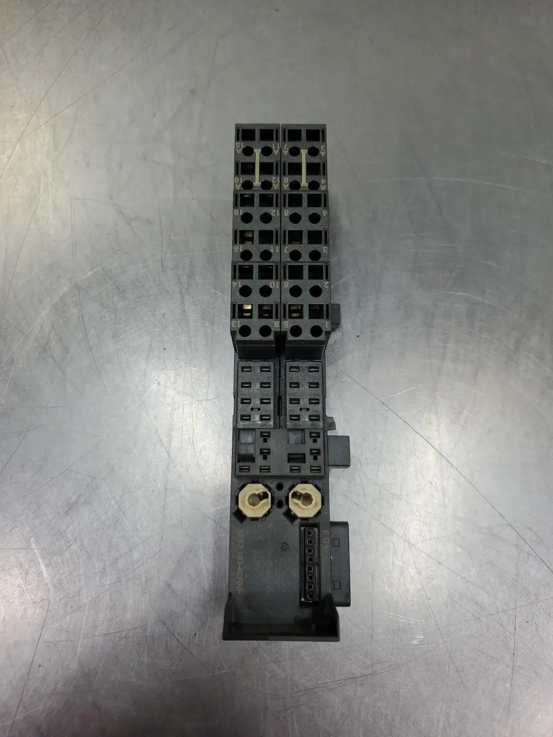 Used Siemens 6ES7193-4CF50-0AA0 (TM-E30C46-A1) PLC Chassis South Carolina US | Palmetto Automation #1473964