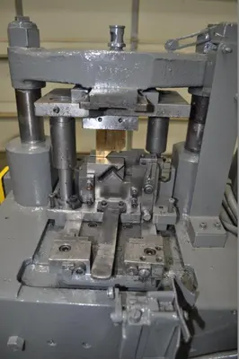 12 TON TISHKEN 2 POST CUT OFF PRESS