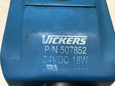 USED VICKERS DG4V-3-6C-M-U-HL7-60-EN594