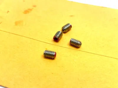 USED NORDSON ORIFICE SCREW KIT, 0.040, RED