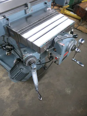 USED CLAUSING-KONDIA VERTICAL MILLING MACHINE : FV-300,  S/N: AA-924