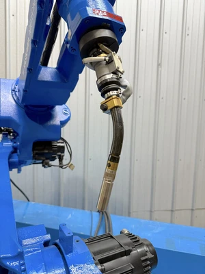 Used YASKAWA MA1400 Robots | Industrial Parts R Us Inc. #360622
