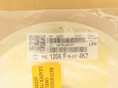 Yageo RC1206FR-074K7L Chip Resistor Tape And Reel 4.7 kOhms ± 1% 5000 Pcs