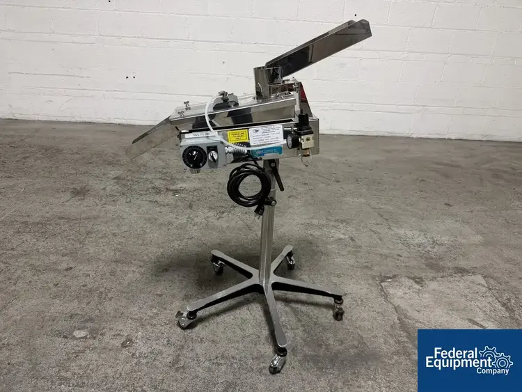 Used Key International Key Horizontal Tablet Deduster, Model TD-101 Tablet Dedusters Ohio US | Federal Equipment Company #1489254