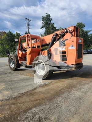 USED 2018 SKY TRAK 10054