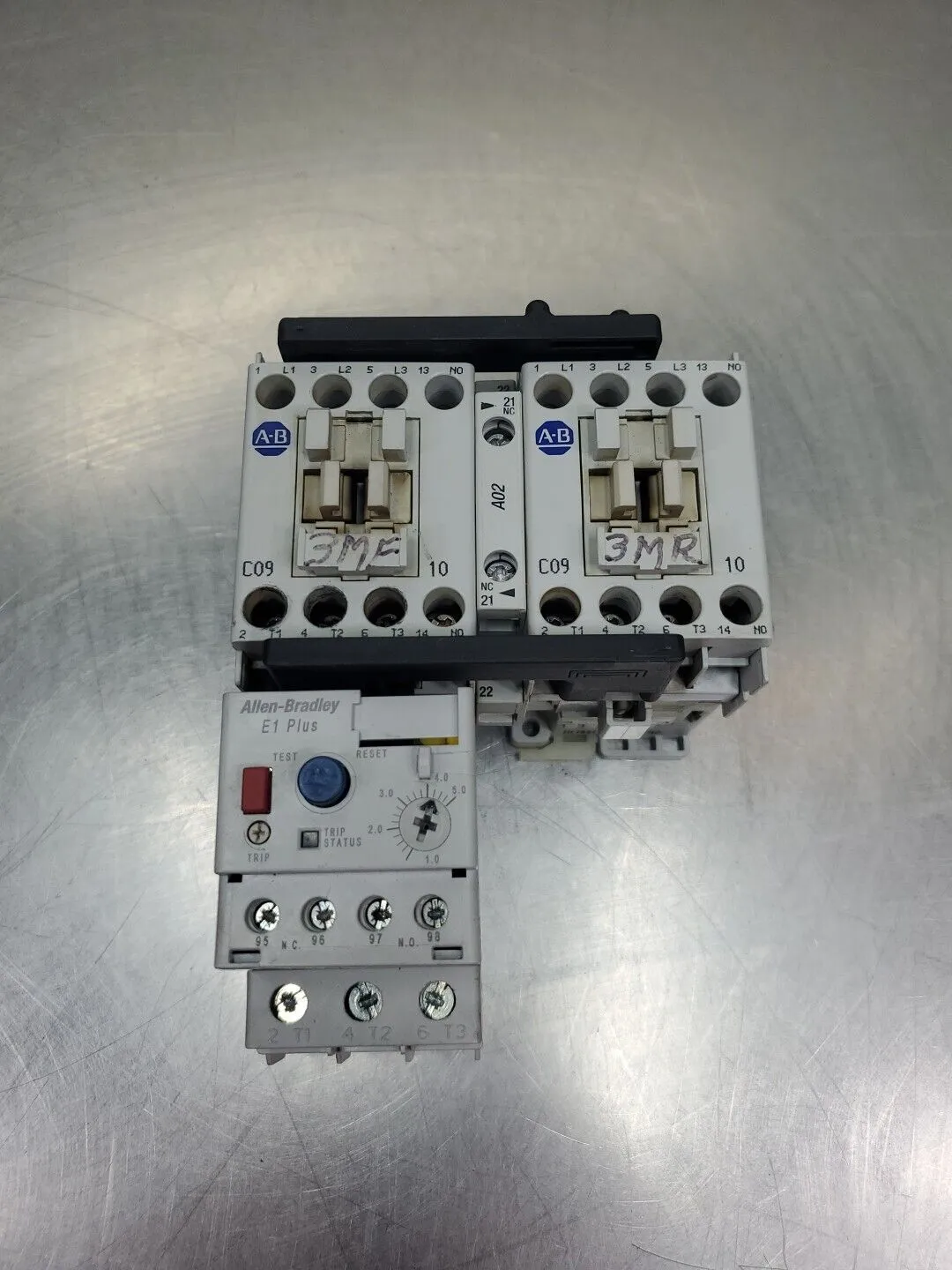 ALLEN BRADLEY 104-C09D22/B Relay Unit, (100-C09*10/193-ED1CB) 4C-13
