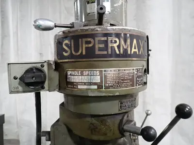 Used 1981 YEONG CHIN MACHINERY YCM Vertical Mills Ohio US | HGR 24 #1020201