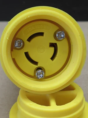 Woodhead Molex 15A 125V Watertite Female Connector Plug