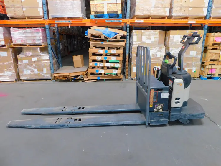 Used CROWN PE4500-60 Pallet Jacks Texas US | Aucto #1459876