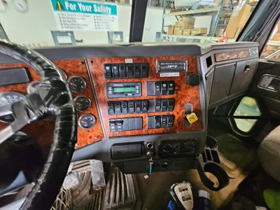 2007 Western star 4900 Commercial trucks | Iron Listing (12)