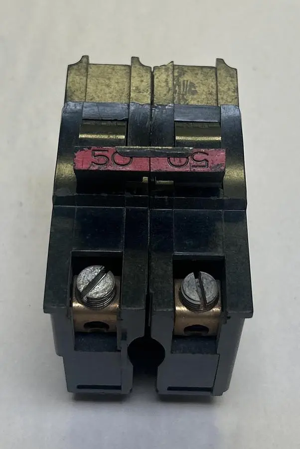 USED FEDERAL PACIFIC NA250NI