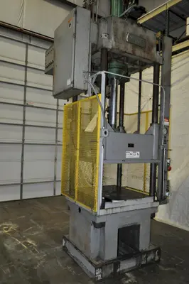 75 TON DAKE 4 POST HYDRAULIC PRESS
