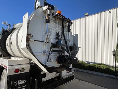 Used 2013 PETERBILT 367 Hydro Excavators California US | Big Truck & Equipment #1412304