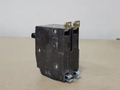USED SQUARE D QOB250