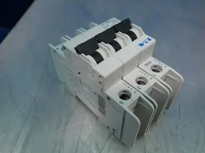 New | in-Stock EATON FAZC32/3NA Circuit Breakers | HGR 24 #731938
