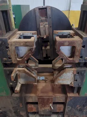 6" TO 24" SANRIKU MODEL #YS-800 HEAVY DUTY PIPE FACING MACHINE: STOCK #17948