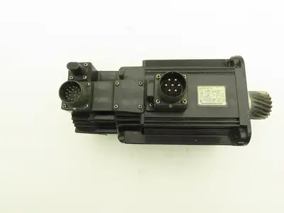 Yaskawa Electric SGMGH-13A2A-YR52 AC Servo Motor 1300W 8.34N-m 1500rpm 200V