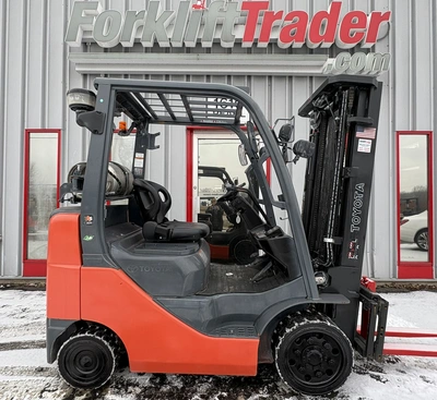 USED 2017 TOYOTA 8FGCU25