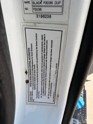 Used 2011 VOLVO VNL64T300 Conventional trucks California US | Ben Kaplan Equipment #1250886