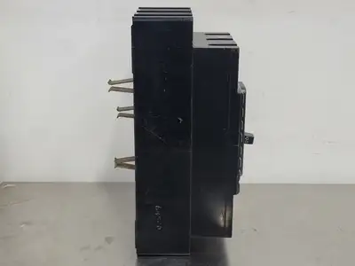 100 Amp, 3 Pole, 600 volts Circuit Breaker
