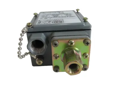 NEW SQUARE D 9012GAW-25 PRESSURE SWITCH SER. C 9012GAW25
