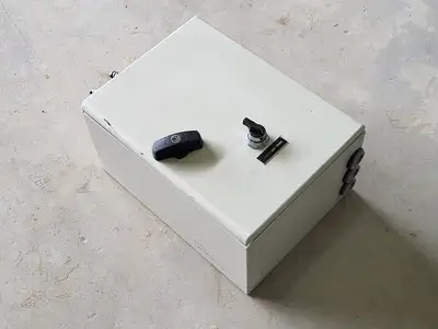 USED LEGRAND BE-325