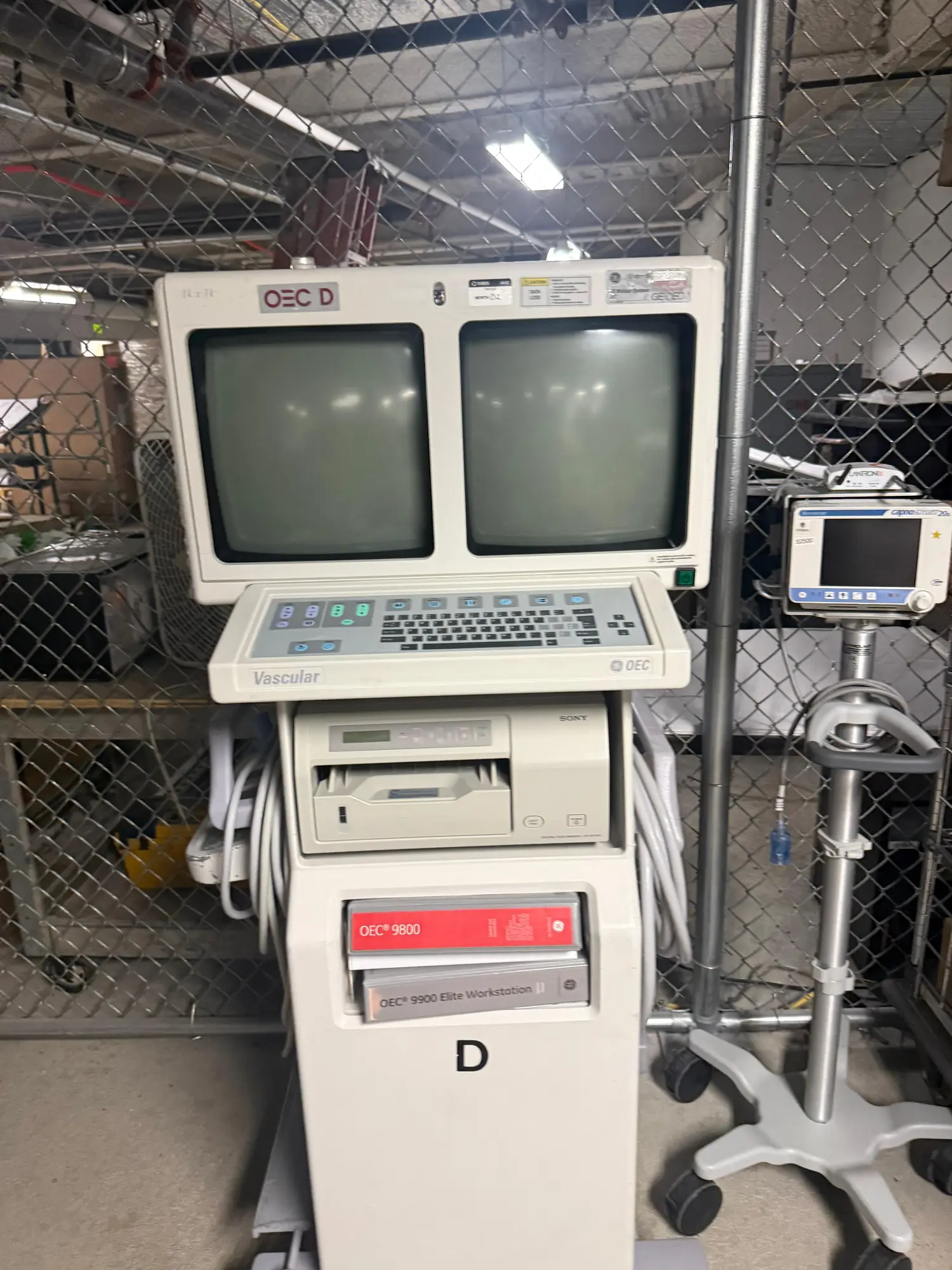 Used GE 2004 GE OEC 9800 Mobile C-Arm Machine X-Ray Machines Texas US | PT Medical Technologies #1458918