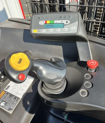 USED 2013 YALE NR035DANL36TE107