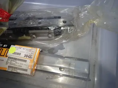 Thk 25"/15" Linear Rails