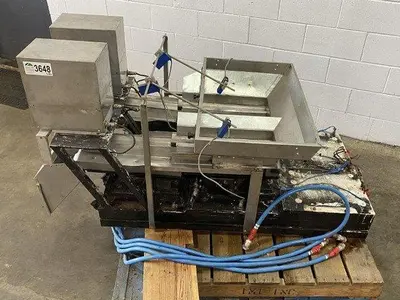 Dual-Head Proportioning Scale