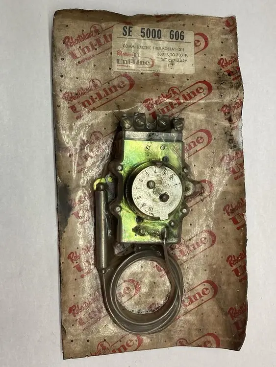 Used ROBERTSHAW SE 5000 606 Misc Electrical & Power Parts Ohio US | Surplus Asset Holdings #1237648