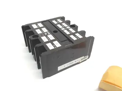 USED CUTLER-HAMMER 600V 10A CONTACT ADDER 766A030G02 MODEL B