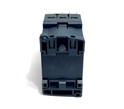 USED SCHNEIDER ELECTRIC LAD4TBDL, LADN22