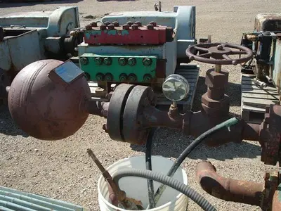 USED FLUID KINETICS PDS 2-14T-600 PULSATION DAMPENER / ACCUMULATOR